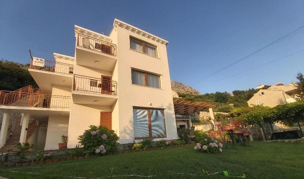 Villa Pergola-Apartment Toni Mlini Eksteriør bilde